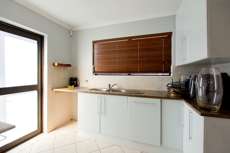 7 Bedroom Property for Sale in Myburgh Park Western Cape